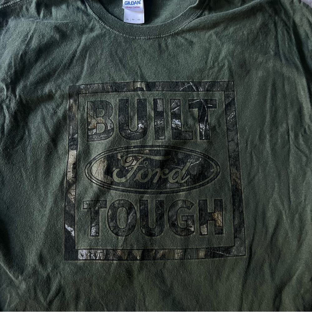 Graphic Tee | Size L but fits M